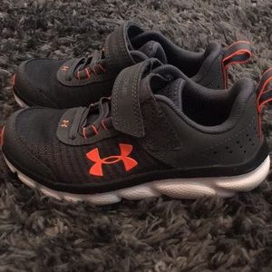 Under Armour boys shoes